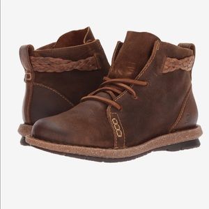 Used 3 times F74926 CELE RUST (NOIX) SUEDE